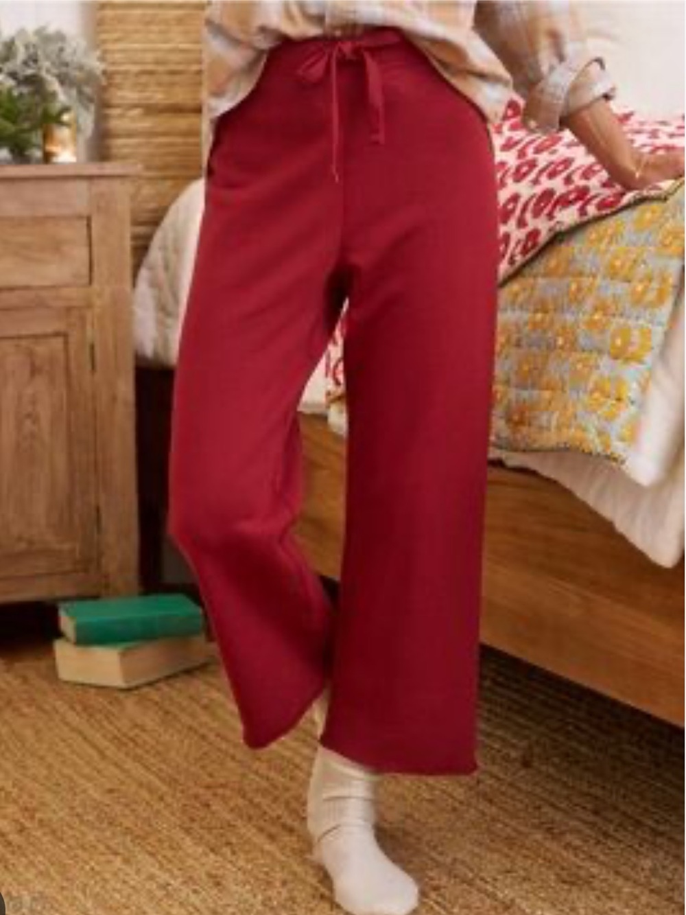 Frank & Eileen Catherine Wide-Leg Drawstring Crop Sweatpants in Dark Red